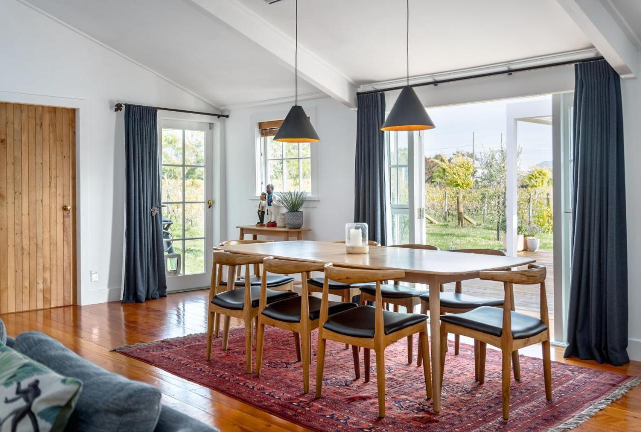The Wine Shed Villa Martinborough Exterior photo