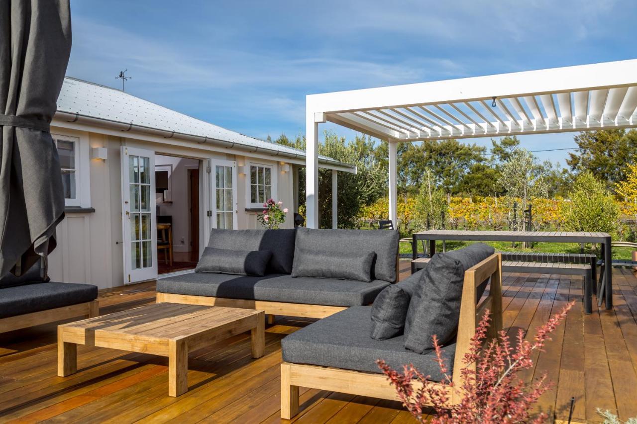 The Wine Shed Villa Martinborough Exterior photo